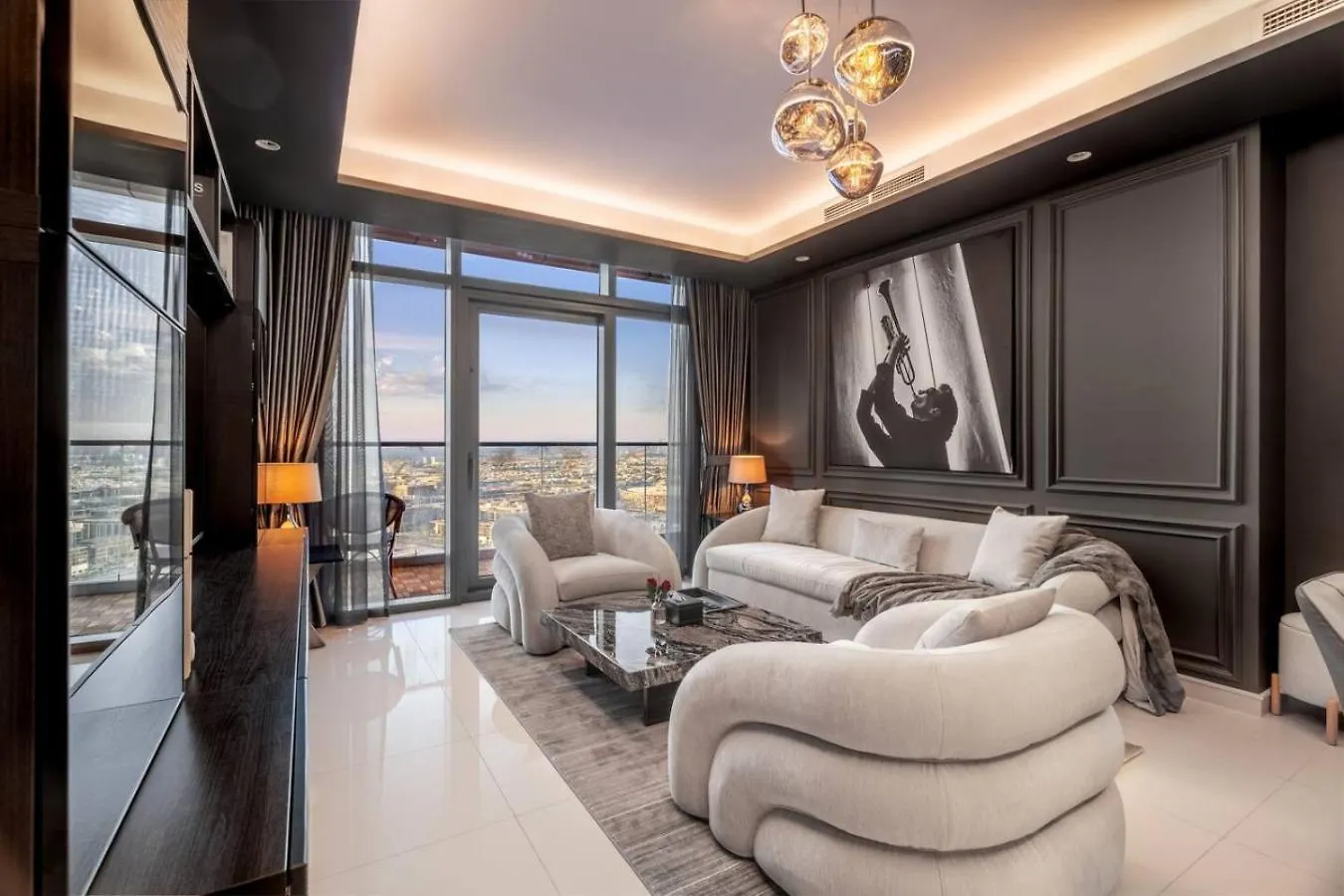 5 Star Rooftop Infinity Pool With Burj Khalifa Views Dubai Apartment